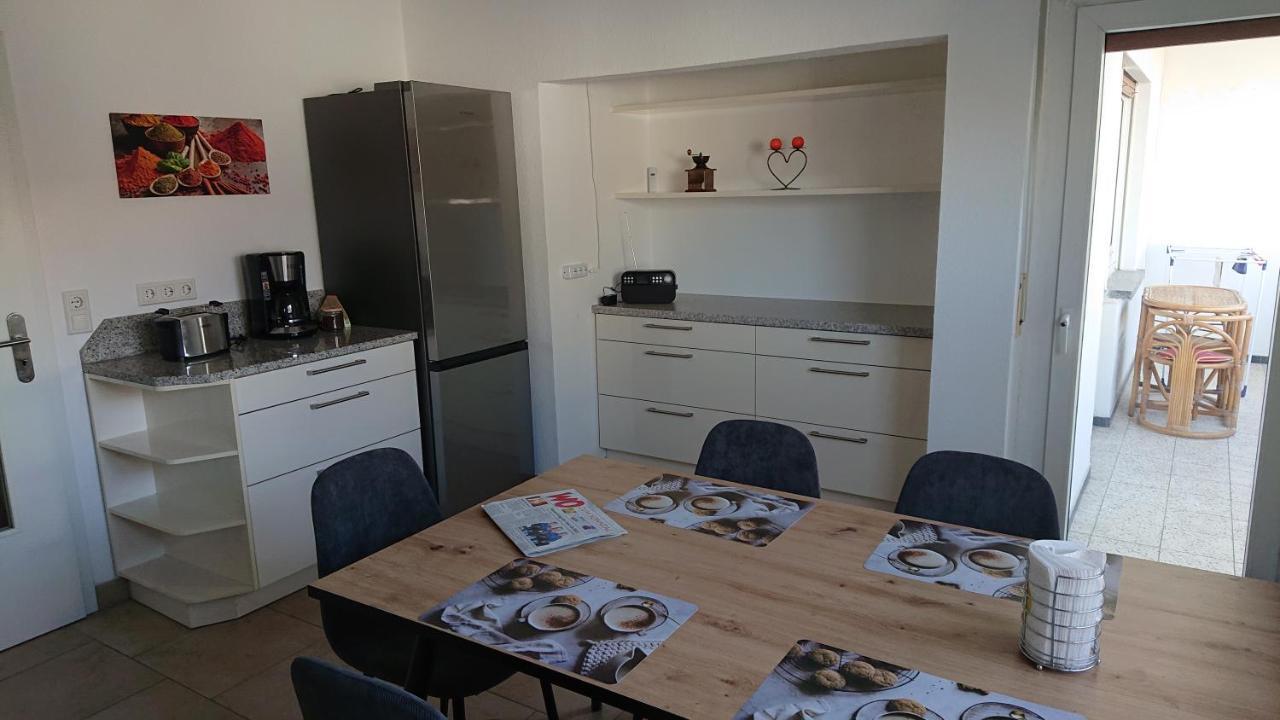 Apartment Ferienwohnung Vogt Зинцхайм Экстерьер фото